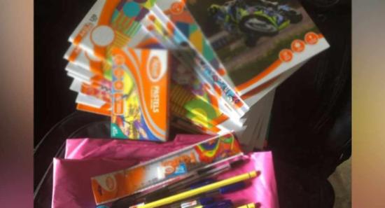 පාසල් උපකරණ මිලදී ගැනීමේදීමනාව බැංකුවට